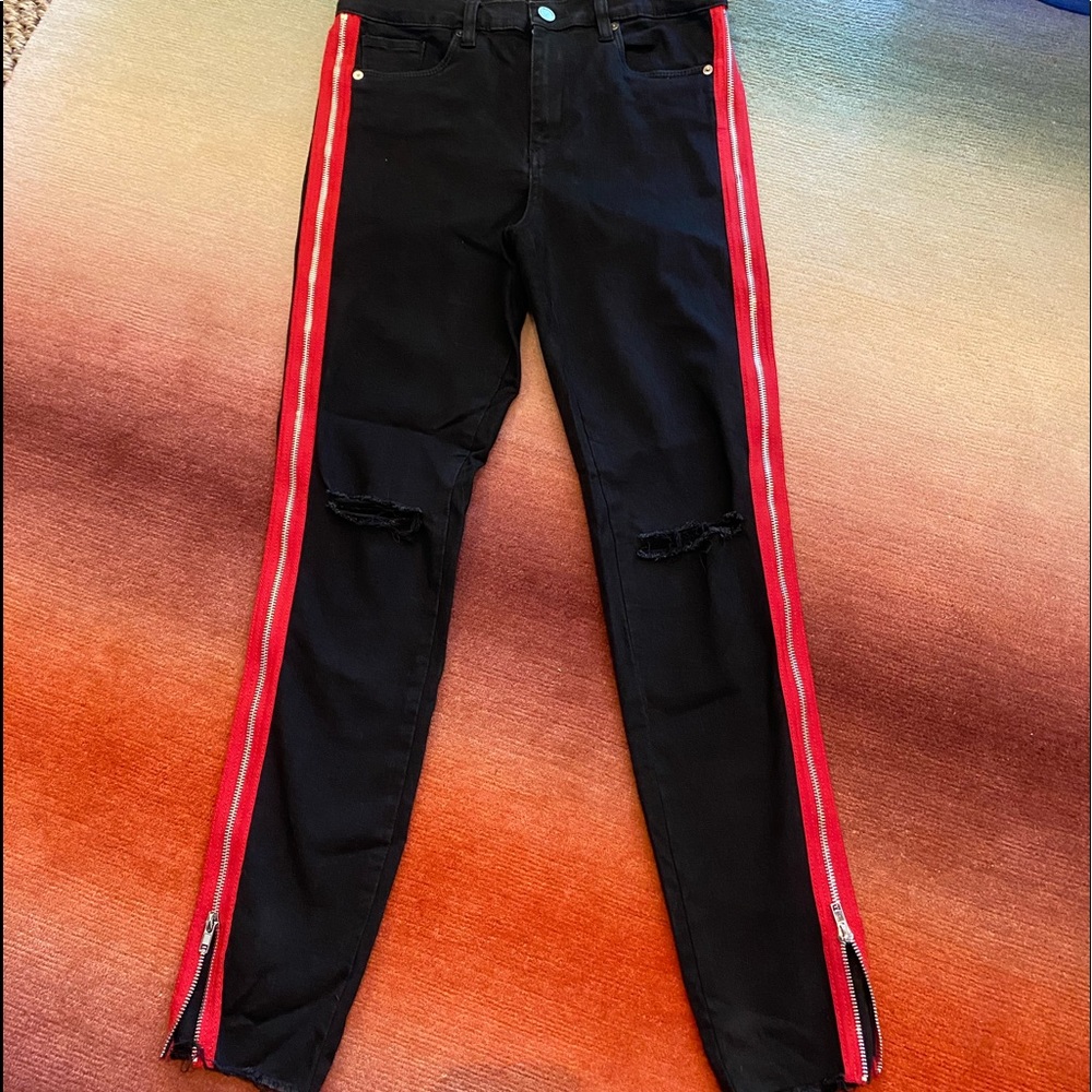 Blank NYC black red zipper distressed pants designer jeans Women’s size 29